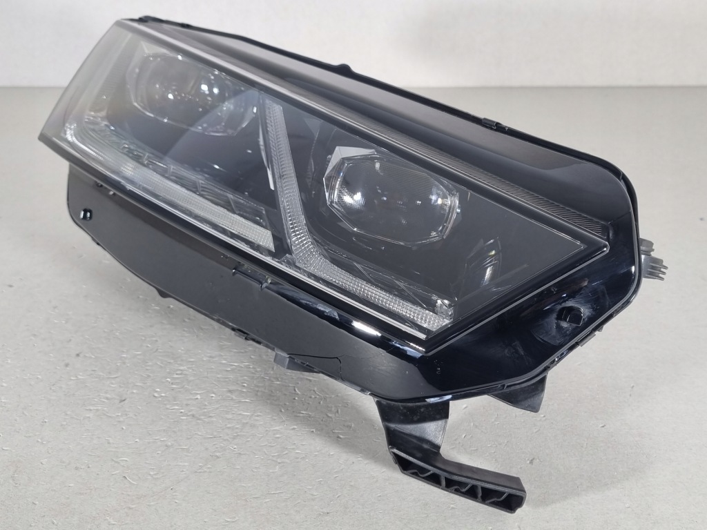 Skoda octavia iv 4 5e4 full led фара права перед в Україні