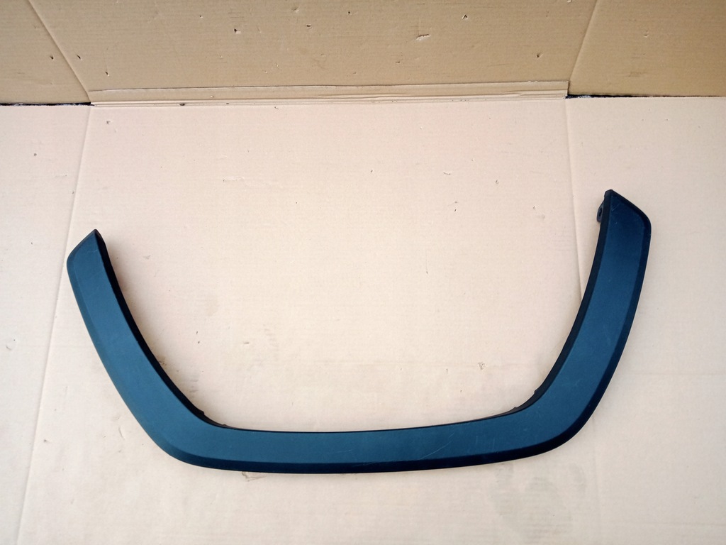 фото №1, Toyota rav4 v правая молдинг крыла перед 2019r