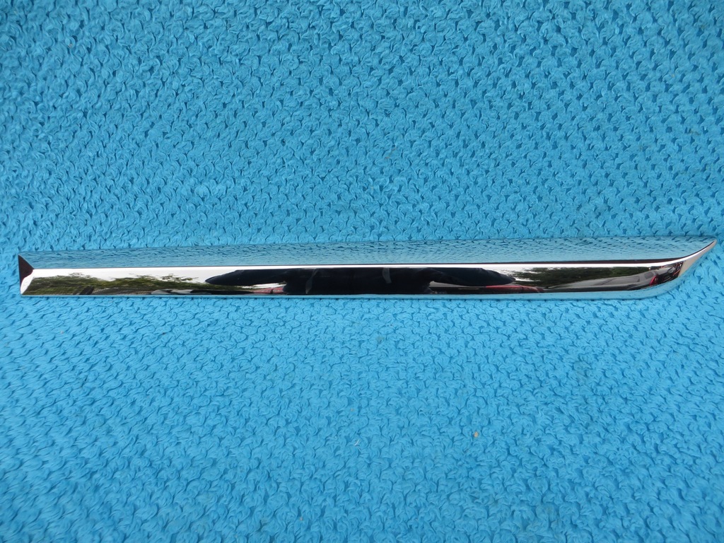 фото №2, Corolla e16 молдинг двері лівий задня хром