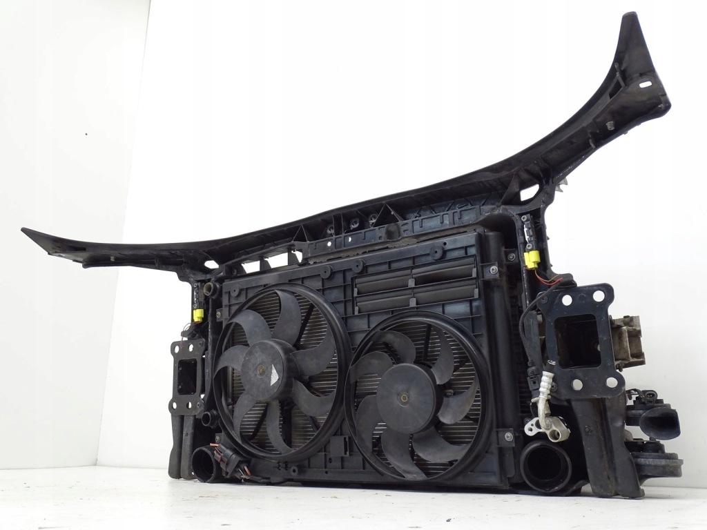 Комплект  ремень перед передний усилитель audi a3 8p рестайлинг  2.0 tfsi caw автоматическая коробка передач 08r- с Разборки