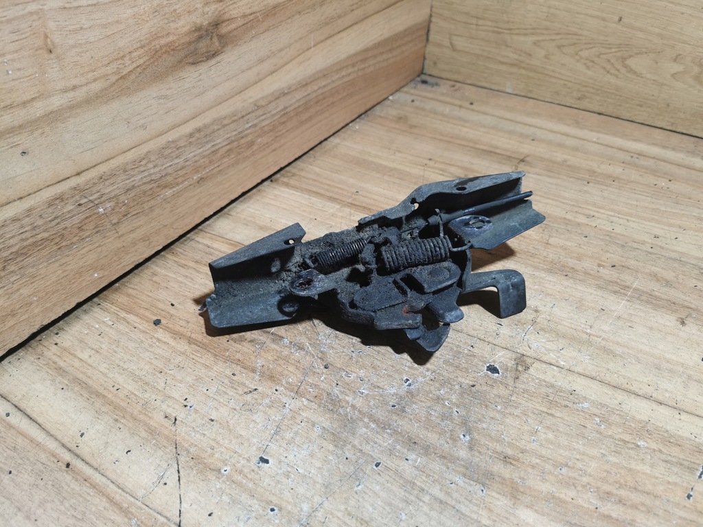 фото №1, Замок капот corolla verso ii