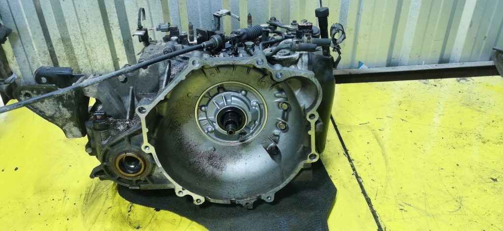 Купити Kia magentis 2.0 16v b коробка передач передач m3nkdp aut.