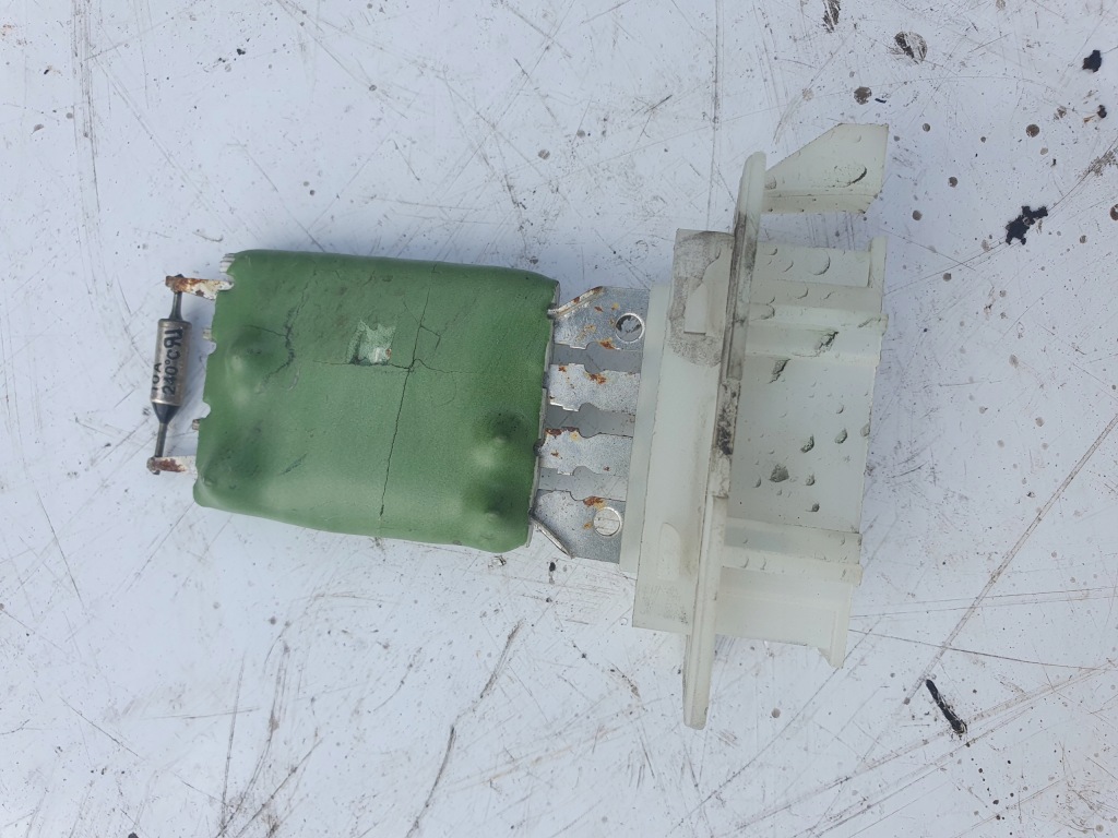 Решітка обдув права opel vectra c 1.9 cdti 2004r 5 передач дизель справна Доставка