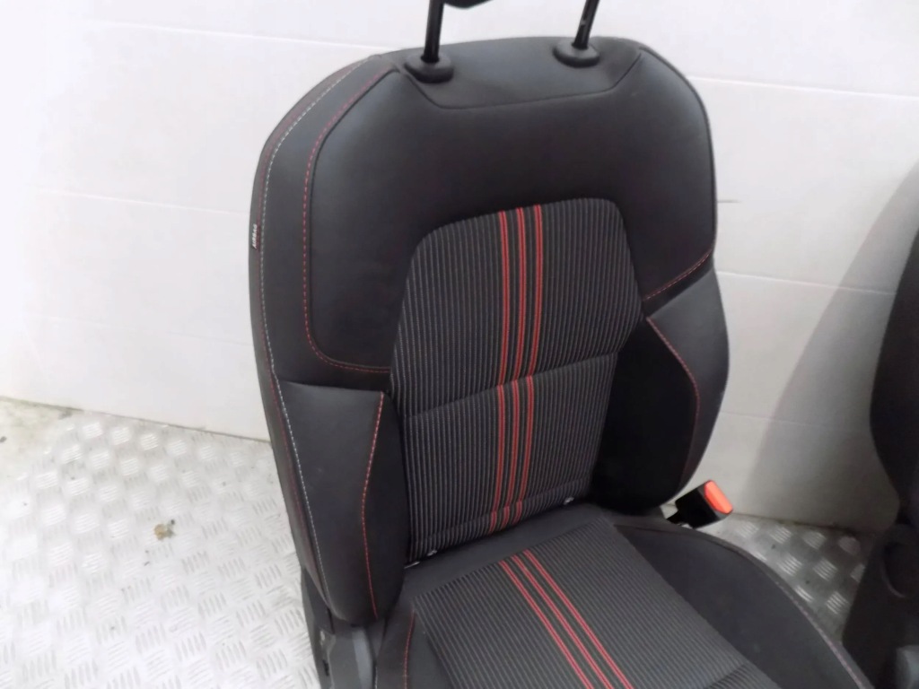 фото №7, Renault captur ii r.s. line сиденья заднее сиденье сиденья салон обивка кожа