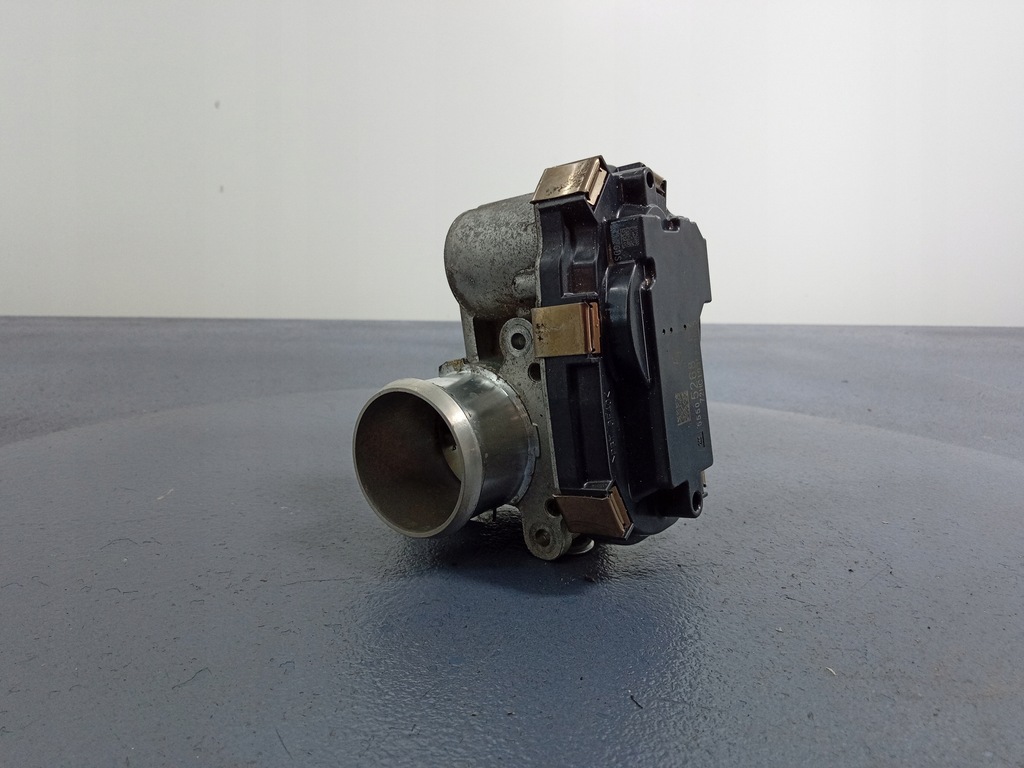 фото №1, Opel insignia b 2.0 cdti дроссельная заслонка 55505268