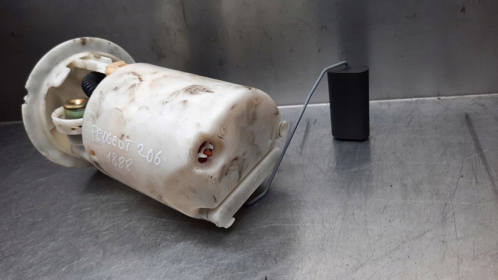 фото №4, Насос топлива peugeot 206 cc 2.0b 01r cabrio 9633294680