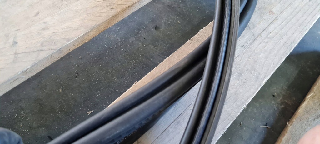 фото №7, S4 b9 8w a4 прокладка крышки багажника задняя sedan 8w5827705d