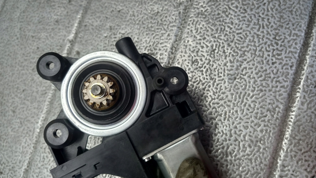 фото №5, Моторчик стекло левый задняя volvo v70 970715-101