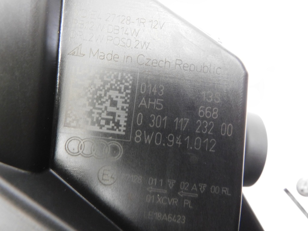 фото №9, Audi оригинальный номер 8w0941012 лампа full led