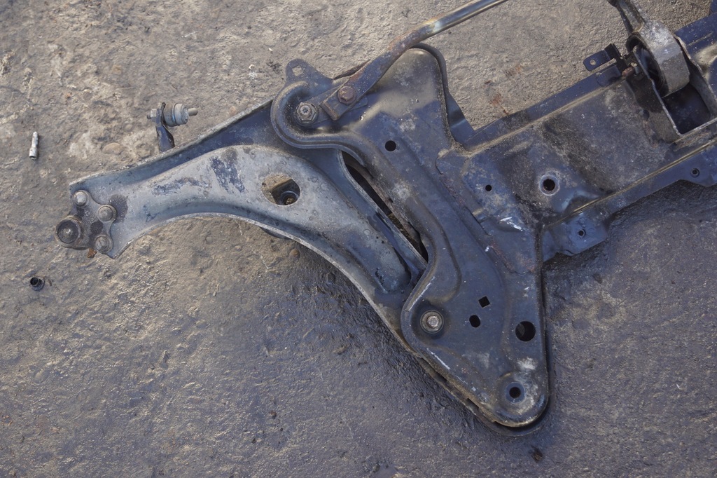 фото №10, Подрамник подрамник перед peugeot 2008 i 1.6 hdi