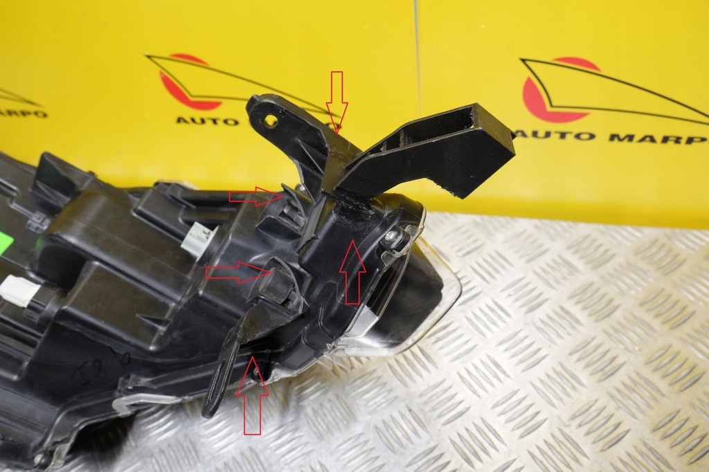 фото №14, Toyota corolla cross 2022- фара лампа full led левая серебристая usa