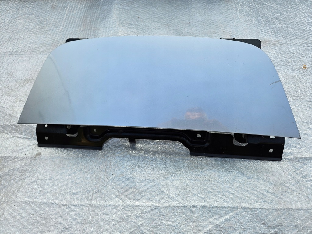 фото №1, Nissan leaf ii крышка заглушка зарядки замок каркас