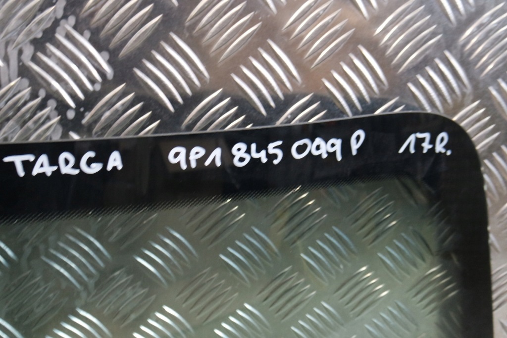 Стекло передок  targa porsche 991 рестайлинг  17r 9p1845099p Доставка