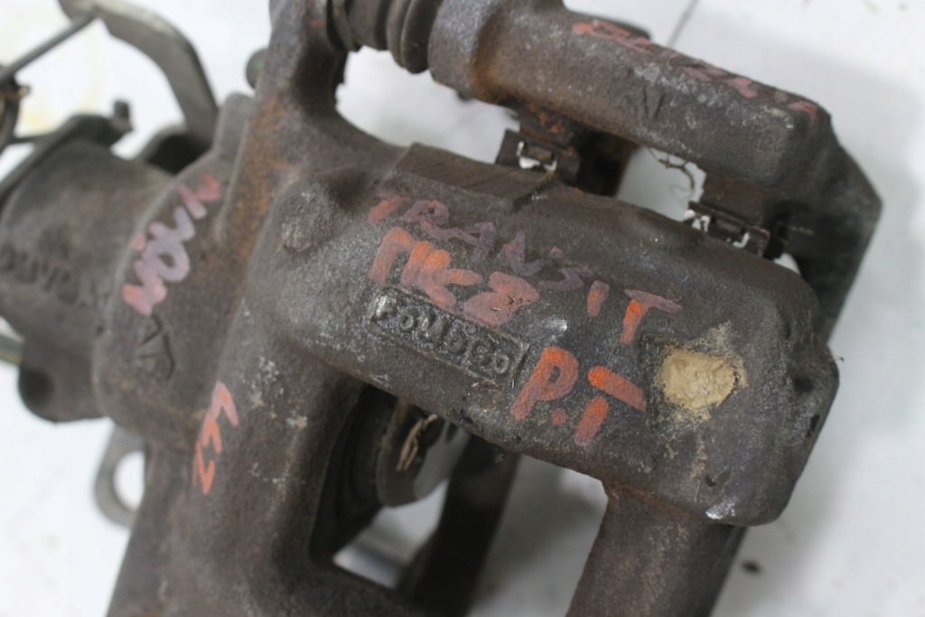 фото №5, Супорт правий задня двійник transit mk8