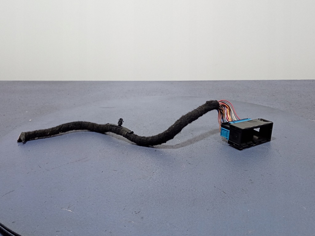 фото №1, Bmw 5 f10 f11 колодка дверь перед левый 9147289