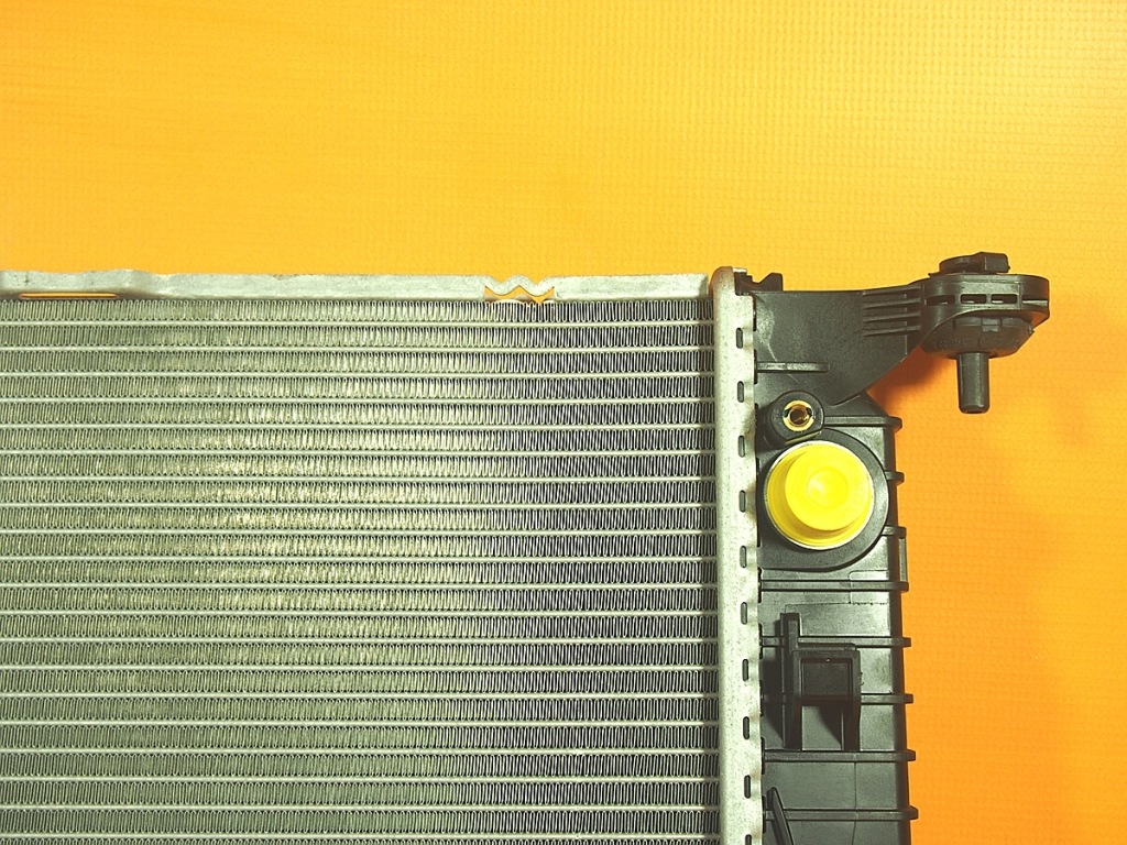 Audi a5 8t 16km радиатор воды штифты крепёжные 8k0121251aj Доставка