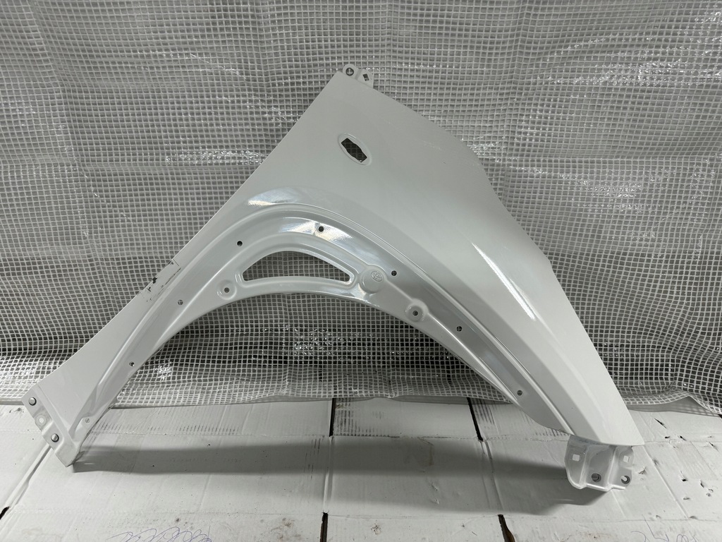 фото №1, Toyota aygo x 22- правый передний крыло