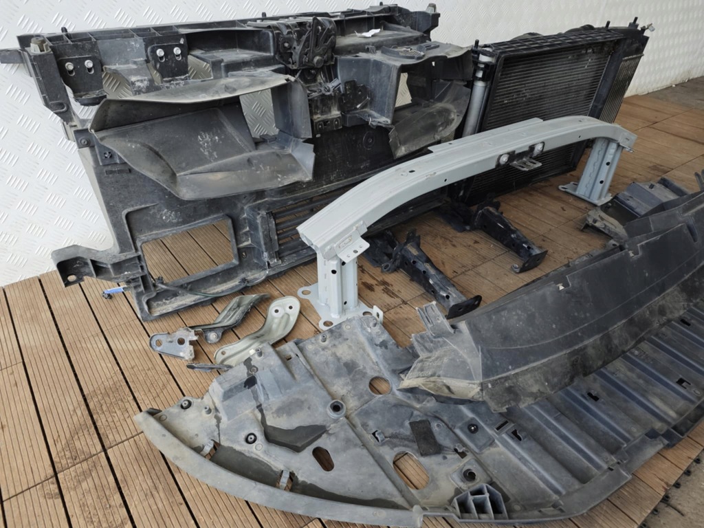 фото №6, Renault talisman перед капот бампер pas лампи led vision крила tegne