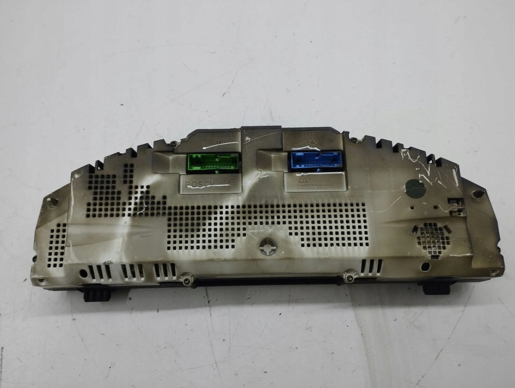 фото №7, Bentley flying spur 2005 счетчик