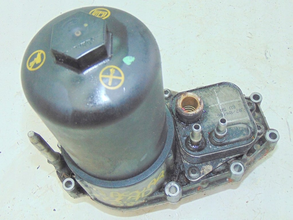 фото №8, Jaguar xf 2.7d 08r основание фильтра масла