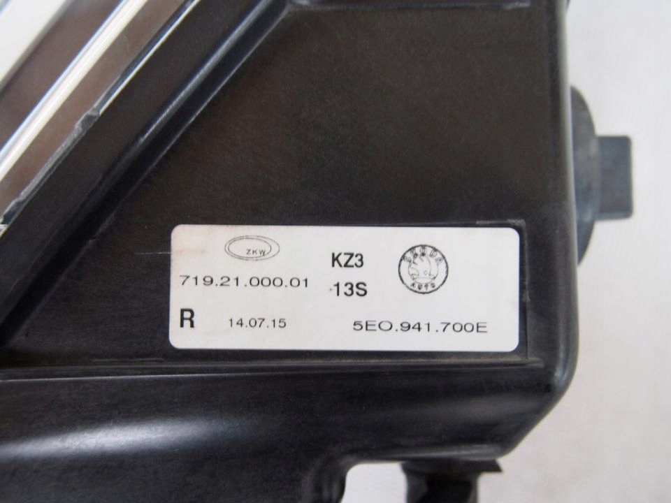 фото №4, Skoda octavia 3 13-17r противотуманная фара правый iii 5e0941700e