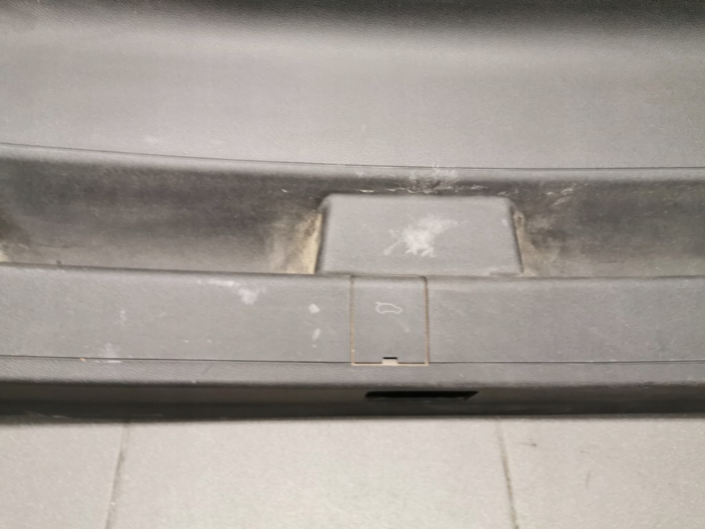 фото №7, Обивка крышки audi a5 sportback 8t8867979 czarna