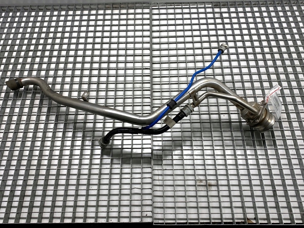 фото №1, Труба заливної пального alfa stelvio 505423560