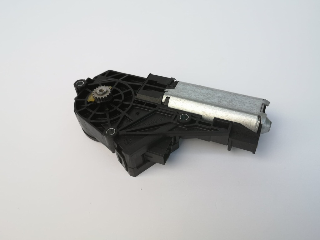 фото №1, Bmw f11 f07 моторчик люк панорама 9127381