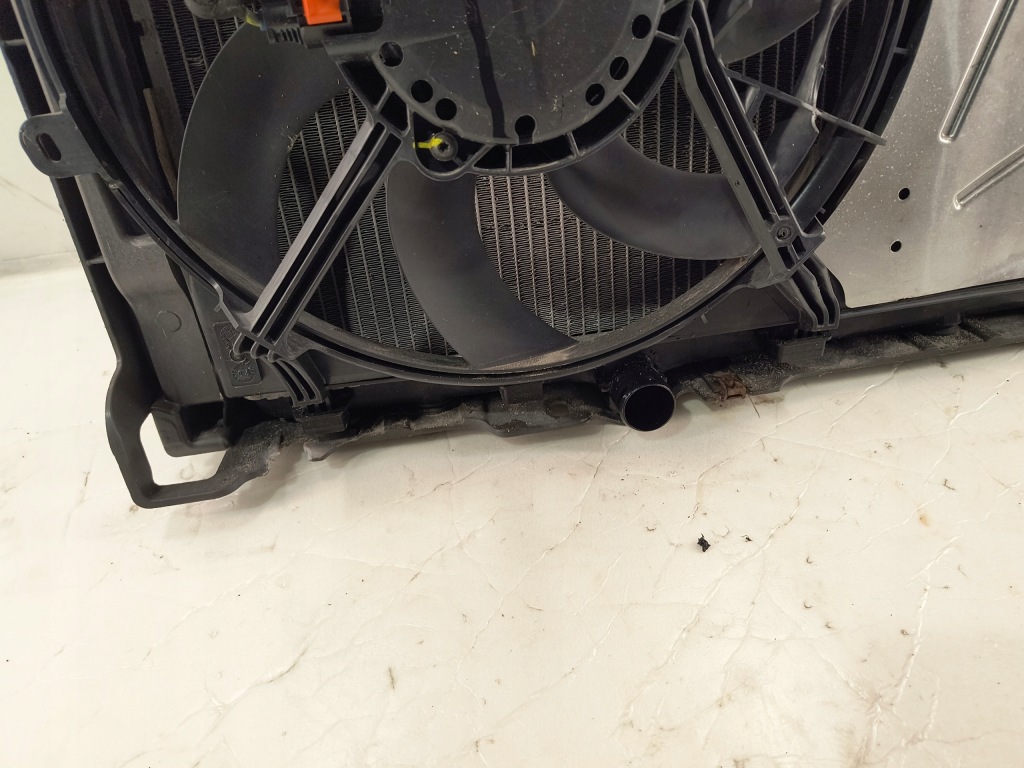 Peugeot 208 i 1.5 blue hdi ремінь передній kompletny кондиціонера інтеркулер Недорого