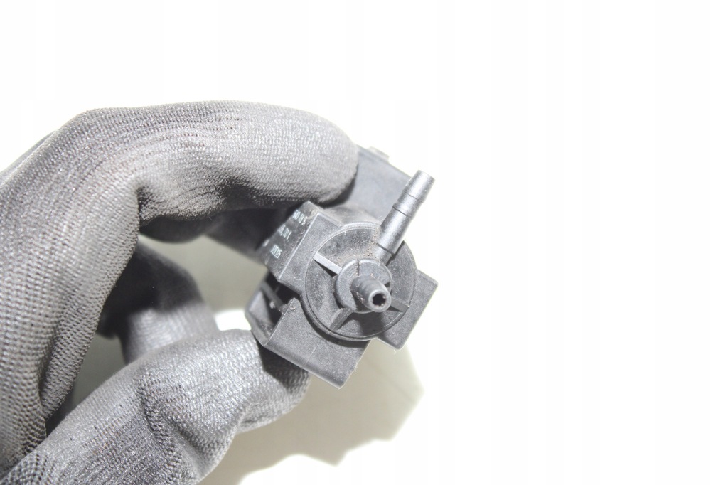 фото №4, Клапан вакууму mercedes 0025401897