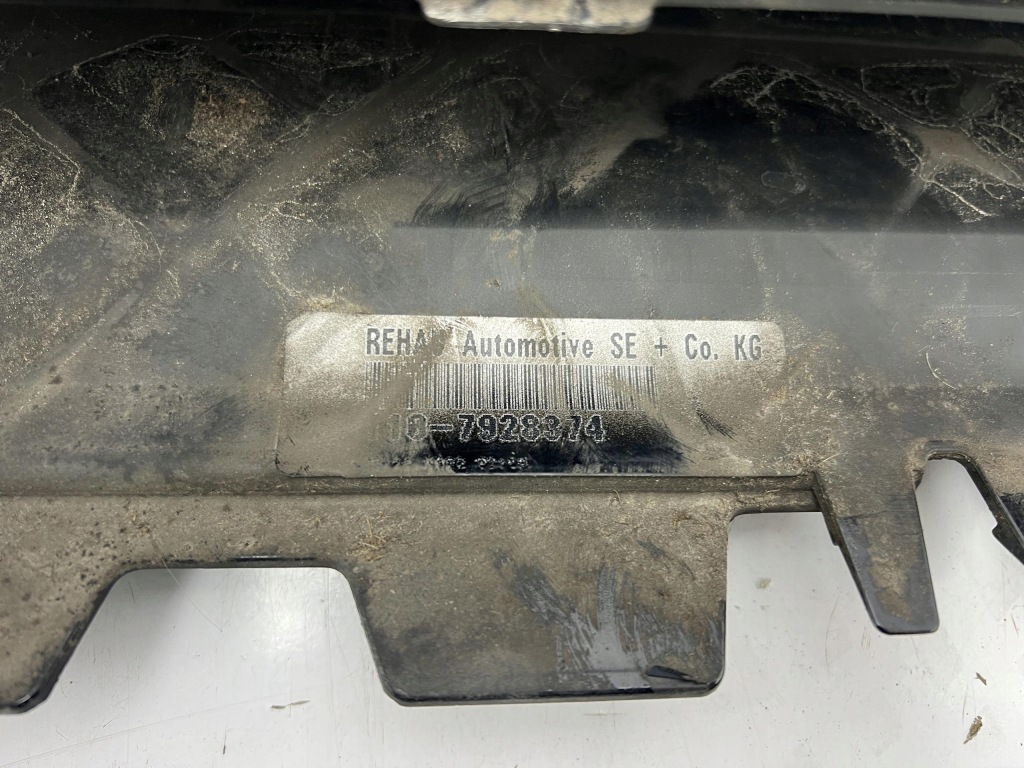 Mercedes eqs w296 молдинг накладка поріг права оригінал 2021- Київ