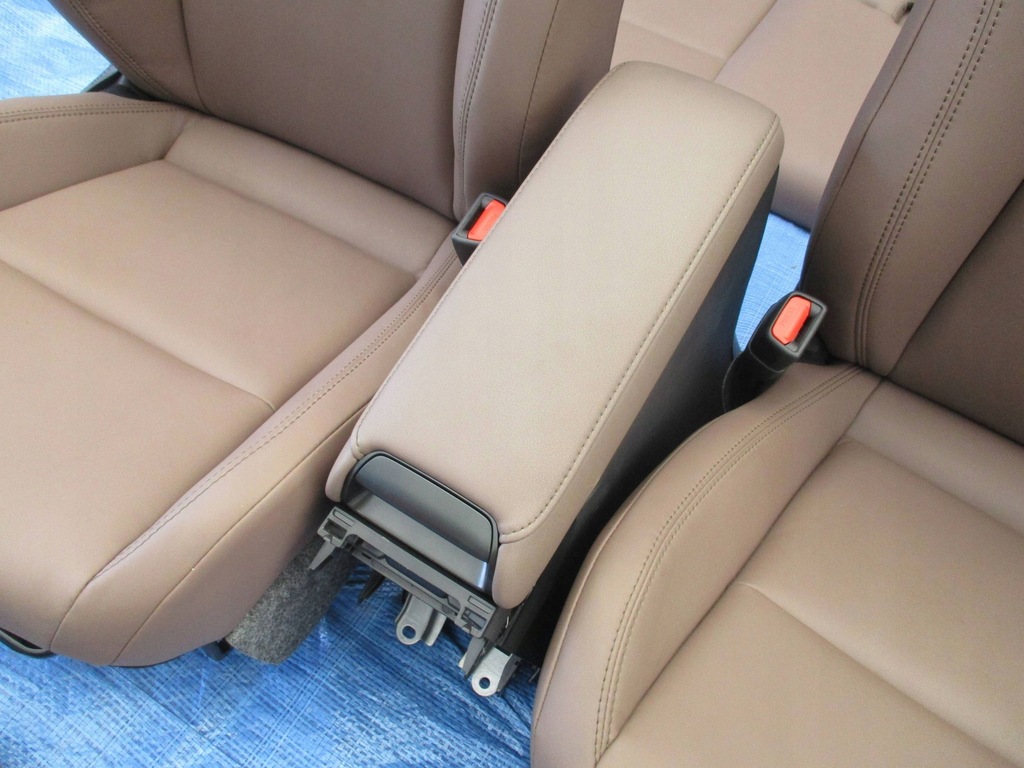 фото №7, Сиденья комплект сидений обшивки заднее сиденье lexus lbx 24- europa nowe km