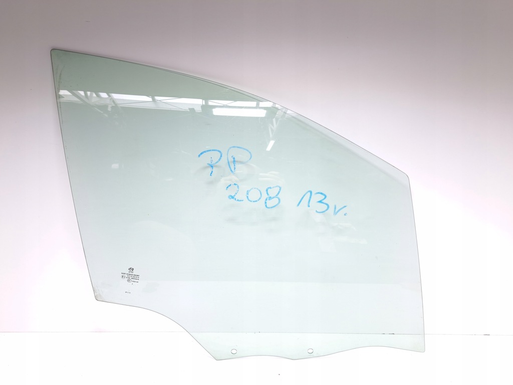 фото №1, Peugeot 208 i скло двері перед передня права 2013