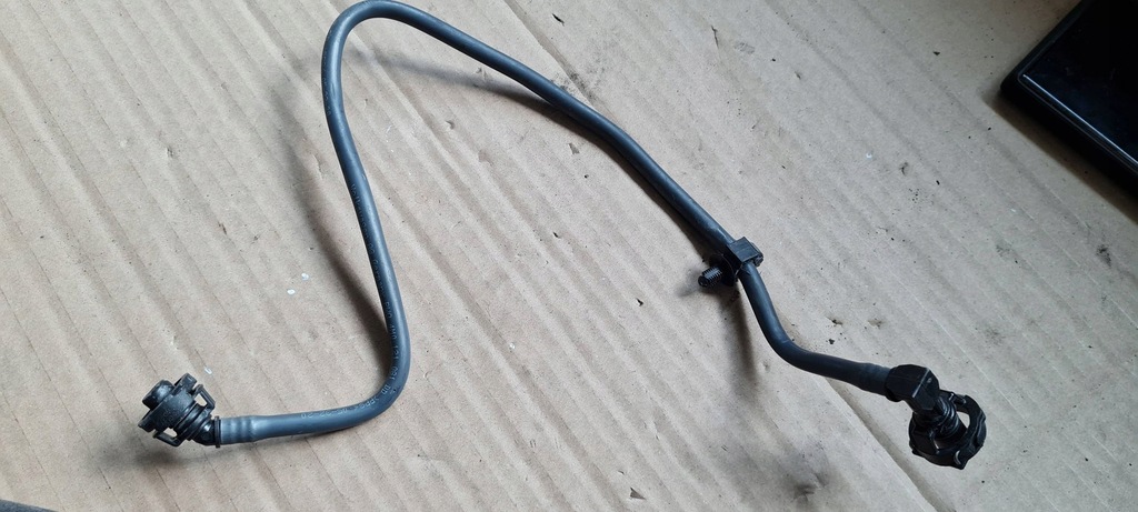 фото №1, Sq8 4m rsq8 шланг трубка wody 4.0 tfsi 4m0121081dd sq7 4m