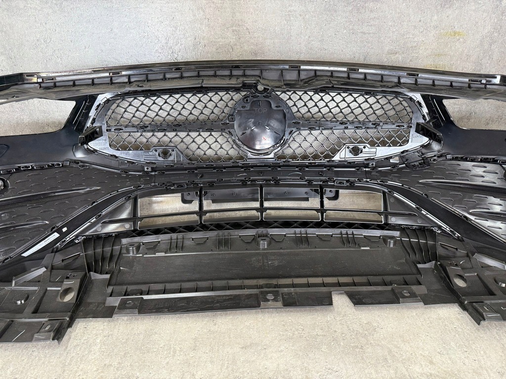 фото №16, Бампер mercedes cla w118 c118 amg lift 6x pdc 2023- перед