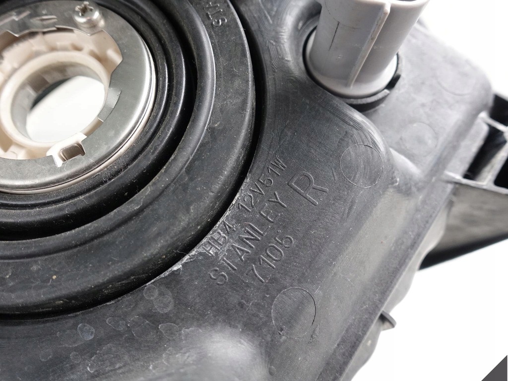 фото №11, Toyota corolla verso ii lift 07-09 права перед eu лампа