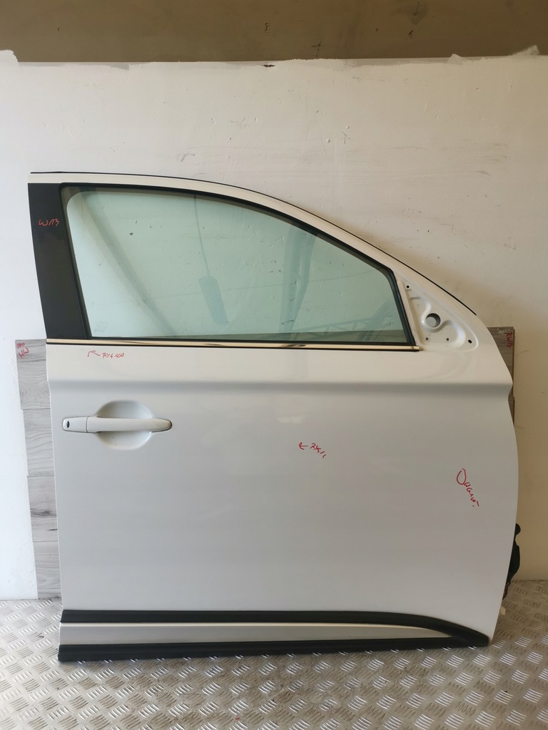 фото №1, Outlander iii lift двері праве передні w13