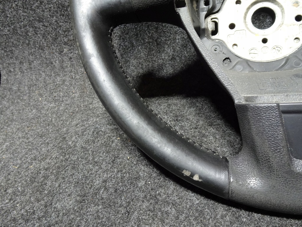 фото №5, Skoda octavia ii kieronica кожа 1z0419091e