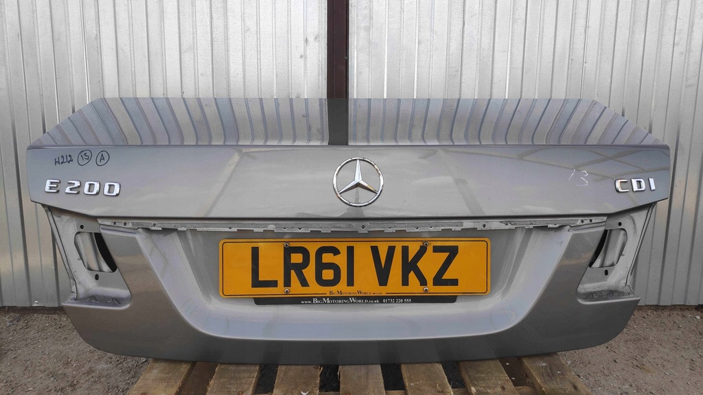 фото №1, Кришка багажника задня mercedes e-klasa w212 avangard sedan 792