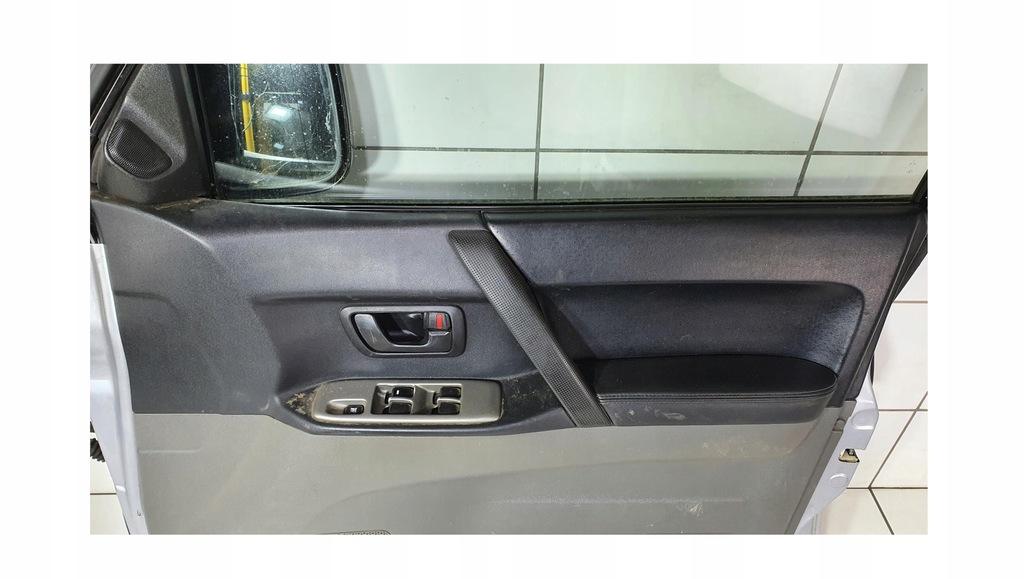 фото №7, Pajero iii lift 03-06 a19 дверь правое правый перед передние + зеркало