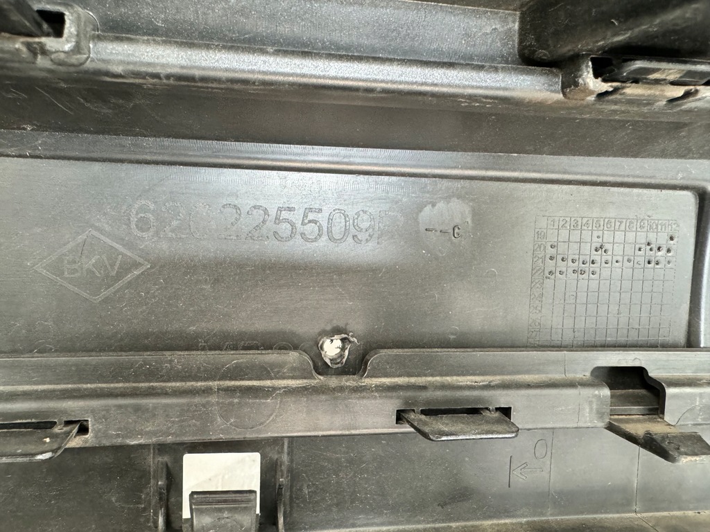 фото №8, Dacia sandero iii stepway бампер передний