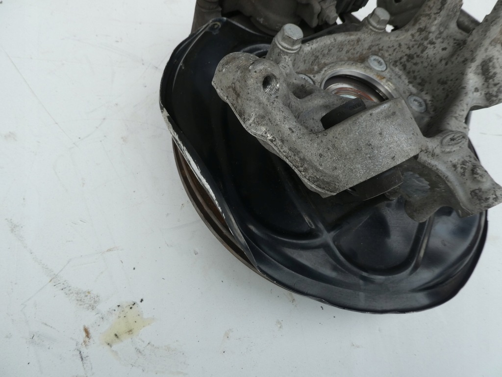 фото №8, Поворотний кулак правий задня ступиця audi q7 4m0505432af