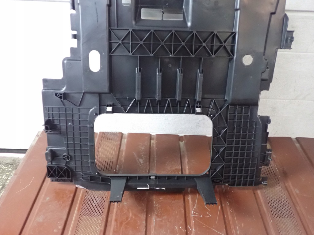 фото №6, Захист сидіння лівий перед renault grand scenic iii 11r 1.6 dci 849070001r