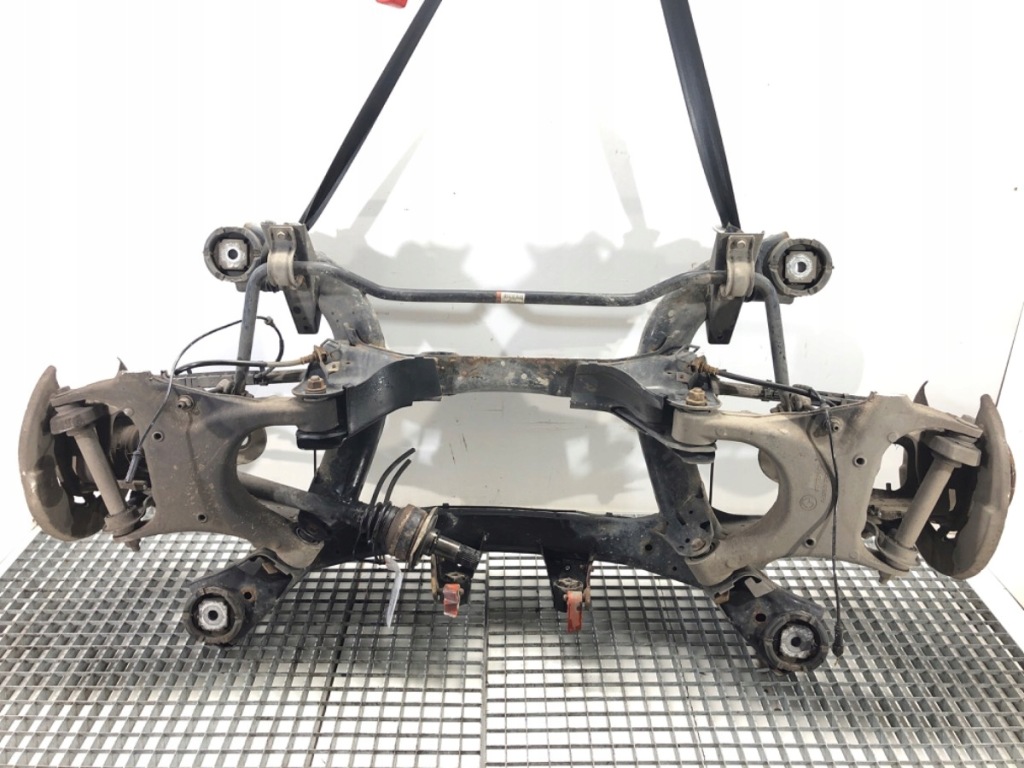 Купити Балка задній bmw f16 suv 14-19 задня, підвіска