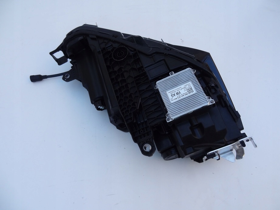 Комплектная левая фара перед full led matrix 3p1941015b skoda superb iv с Разборки