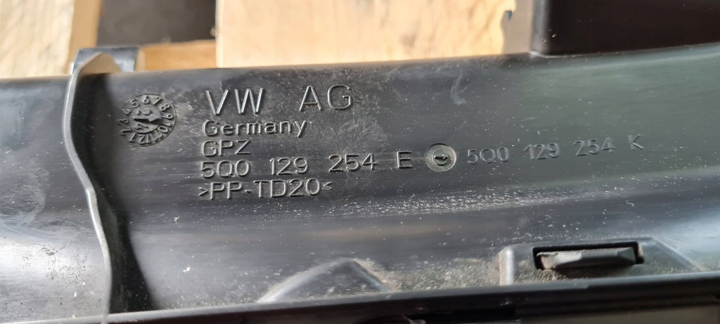 фото №7, S3 8y a3 lift впуск воздуховод воздуха поперечина 2.0 tfsi 5q0129254k 25r