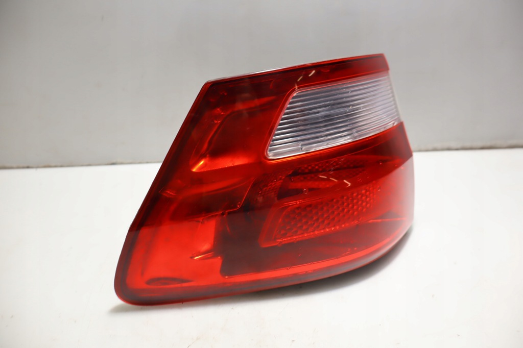 фото №1, Лампа правая задняя jeep grand cherokee iv wk2