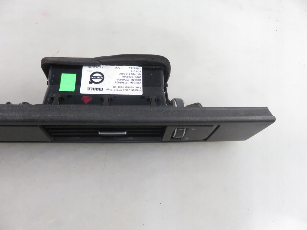 фото №6, Решітка обдув права volvo fh ii 82216234