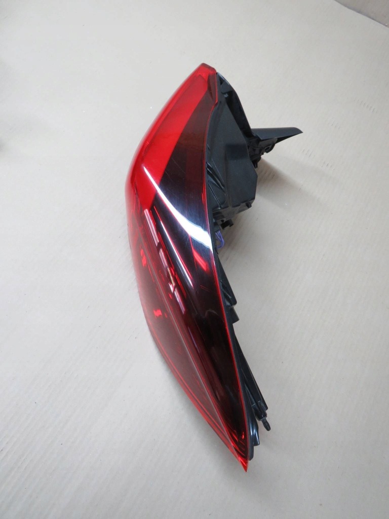 Opel insignia b универсал фара задняя кузовная led правый в Украине