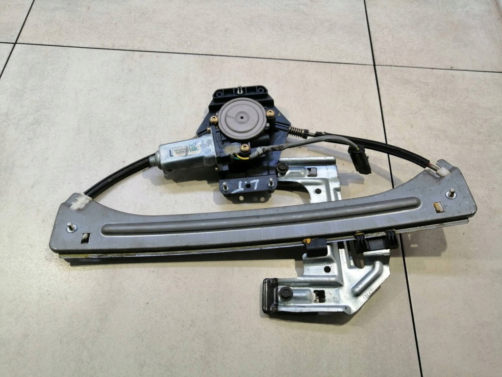 фото №1, Підйомник скло лівий задня pt cruiser 04724559ae